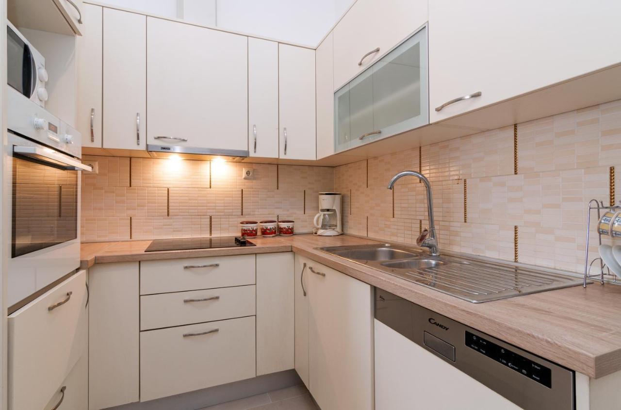 Apartman Pegla ซาดาร์ ภายนอก รูปภาพ